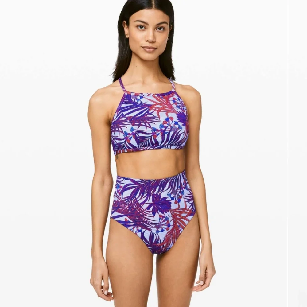 Lululemon See The Sea Swim Top - Picture 9 of 10